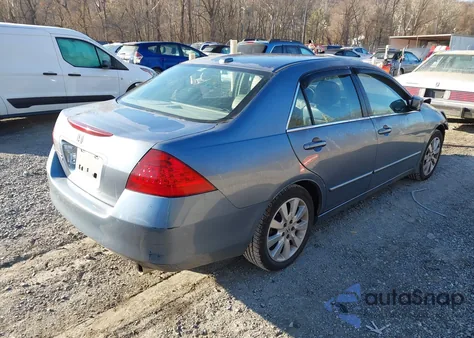 2007 Honda Accord 3.0 Ex z USA, uszkodzony, nr VIN 1HGCM66507A042763
